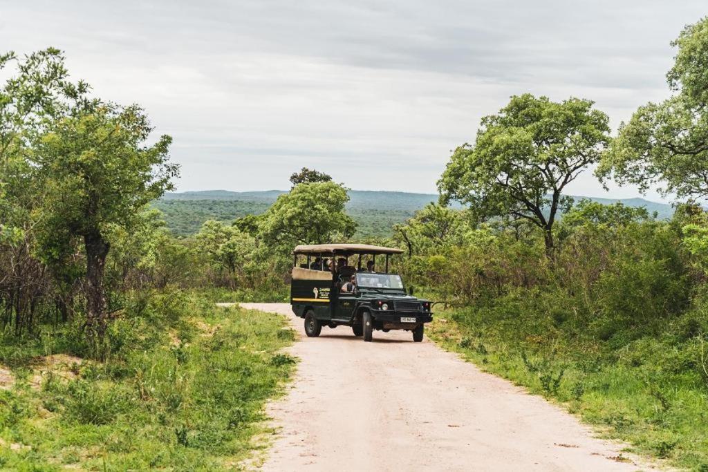 Mdluli Safari Lodge Хейзивью Экстерьер фото