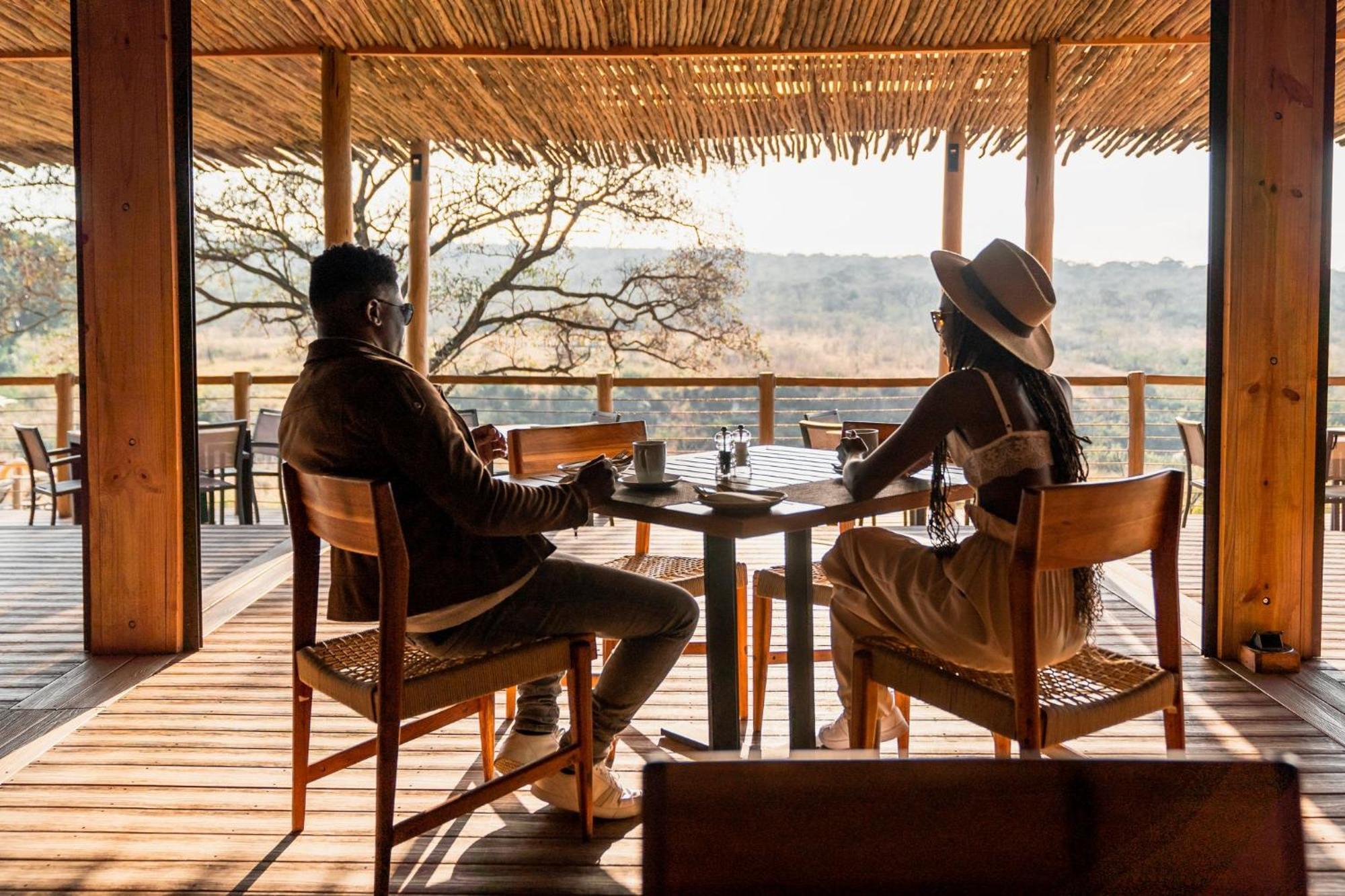 Mdluli Safari Lodge Хейзивью Экстерьер фото